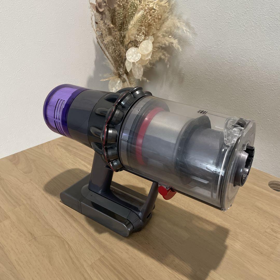 Dyson V11 Fluffy+ SV14 コードレスクリーナー　本体
