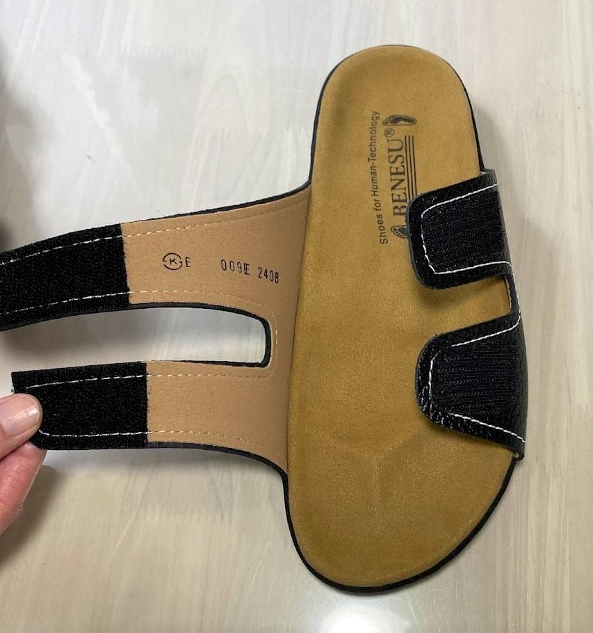 新品 23㎝ 009B ベネッシュ BENESU 外履きサンダル 黒 ベネシュ