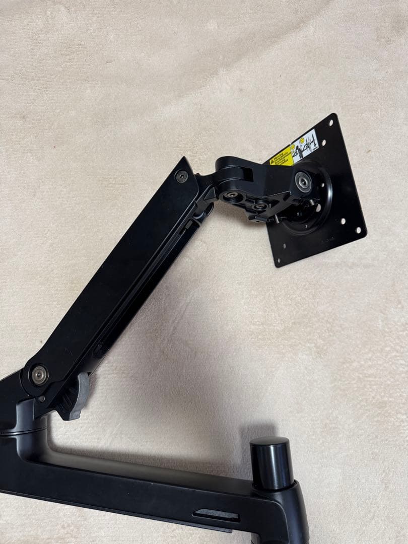 モニターアーム　amazonベーシック