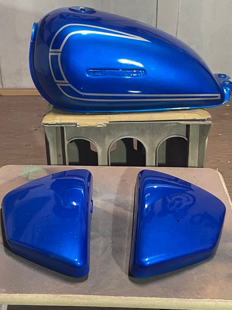 GN125 タンク　サイドカバー　新品タンク！