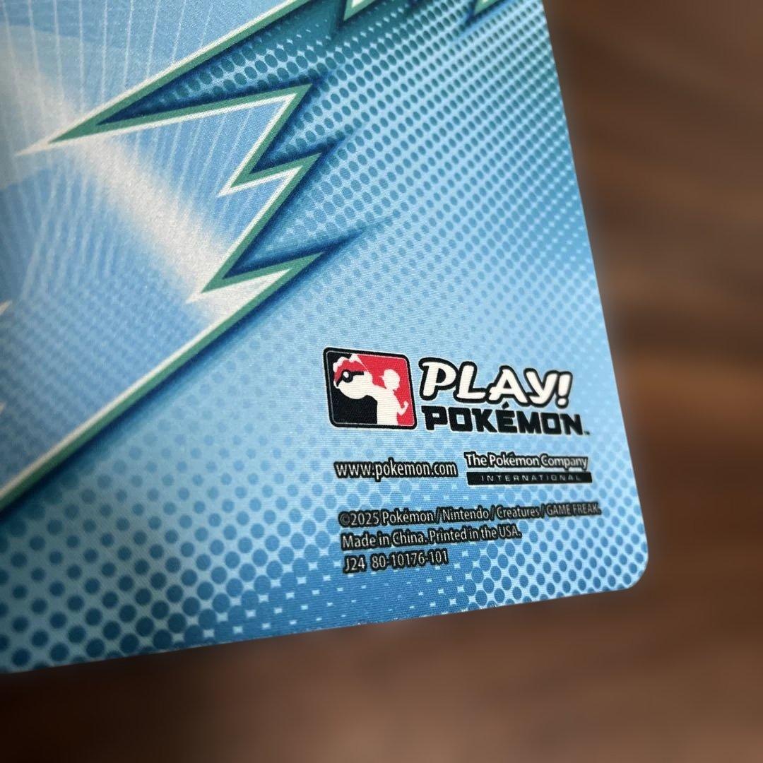 り*。様 【新品未使用】ポケモンカード ポケカ N ゾロアーク 海外 プレイマッ