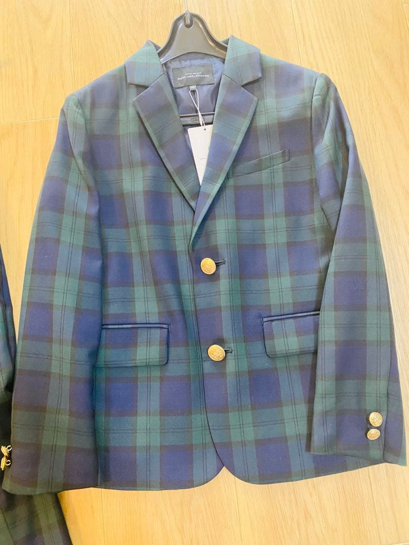 【新品未使用】タグ付き グリーンレーベルリラクシング　スーツセット130センチ