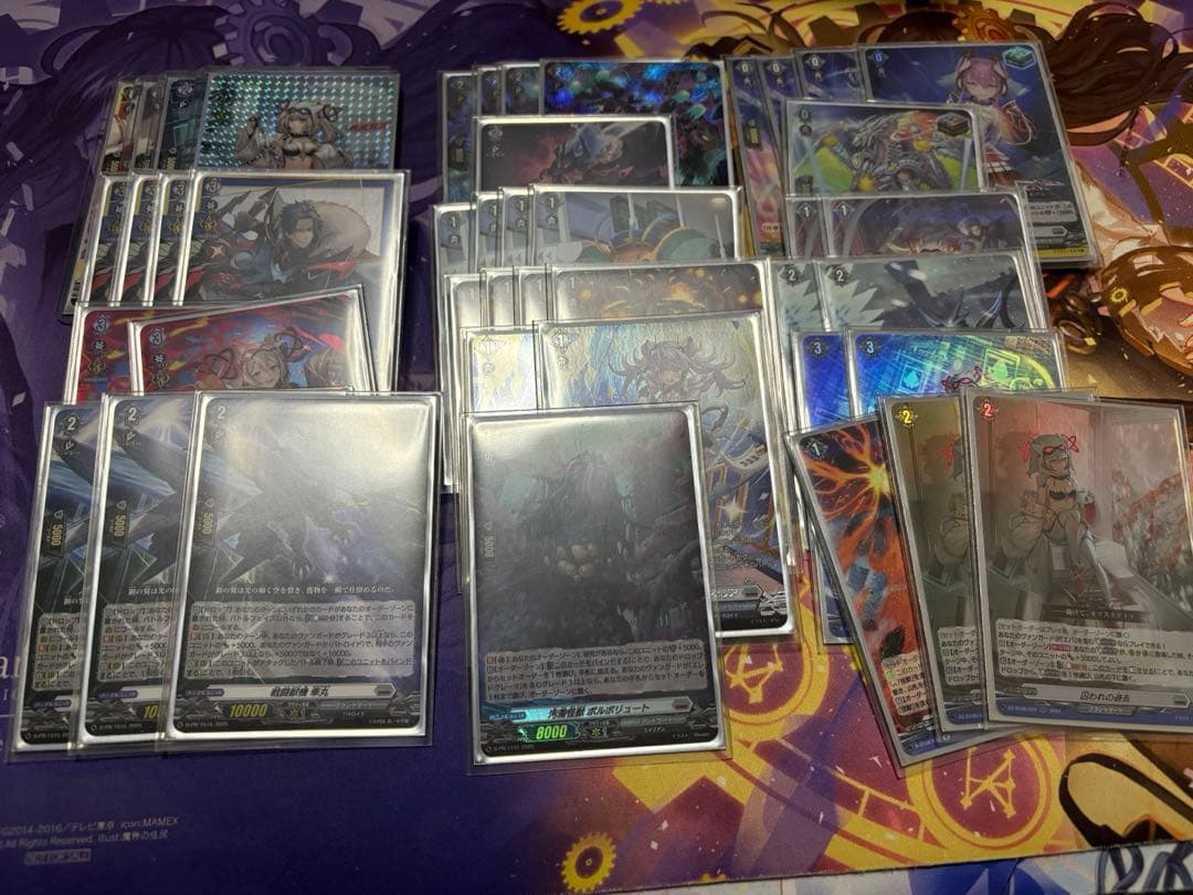 ヴァンガード エバ　デッキ　パーツ　スリーブ付き