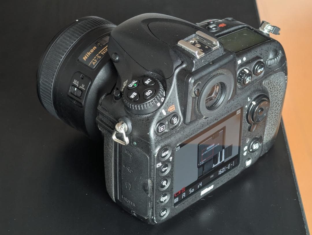 Nikon D800, 85mm f1.8G, 50mm f1.4D セット