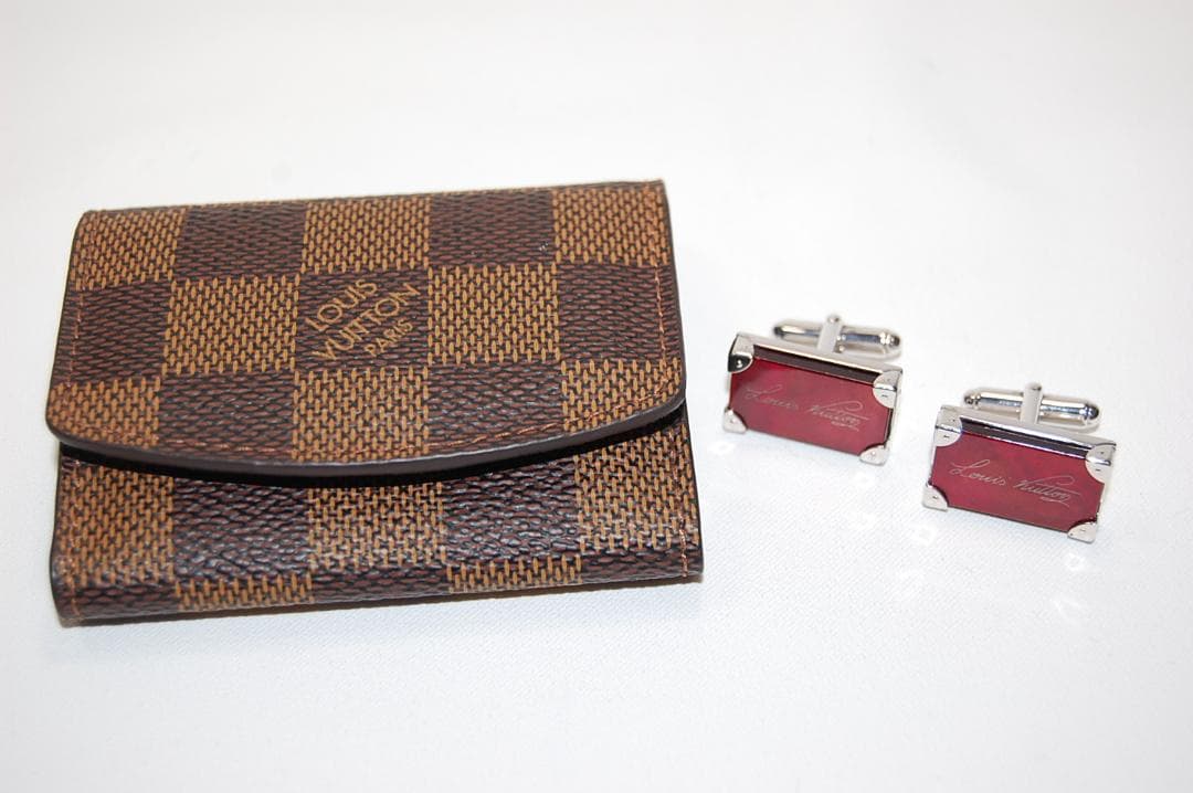 ルイヴィトン　ブドントゥ　マンシェット　シニアチュール　カフス　（レッド系）