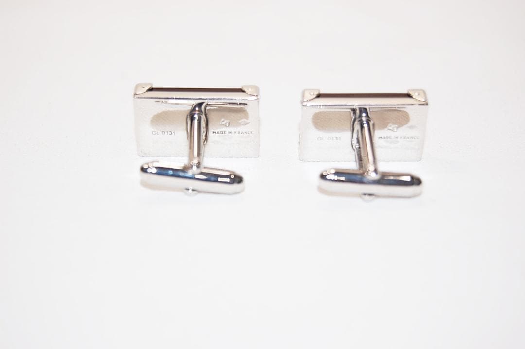 ルイヴィトン　ブドントゥ　マンシェット　シニアチュール　カフス　（レッド系）