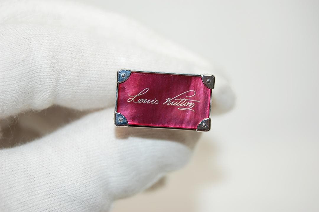 ルイヴィトン　ブドントゥ　マンシェット　シニアチュール　カフス　（レッド系）