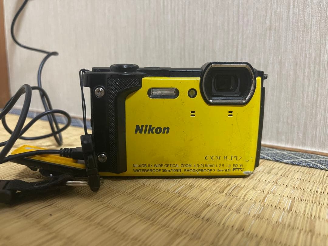 Nikon COOLPIX W300 イエロー