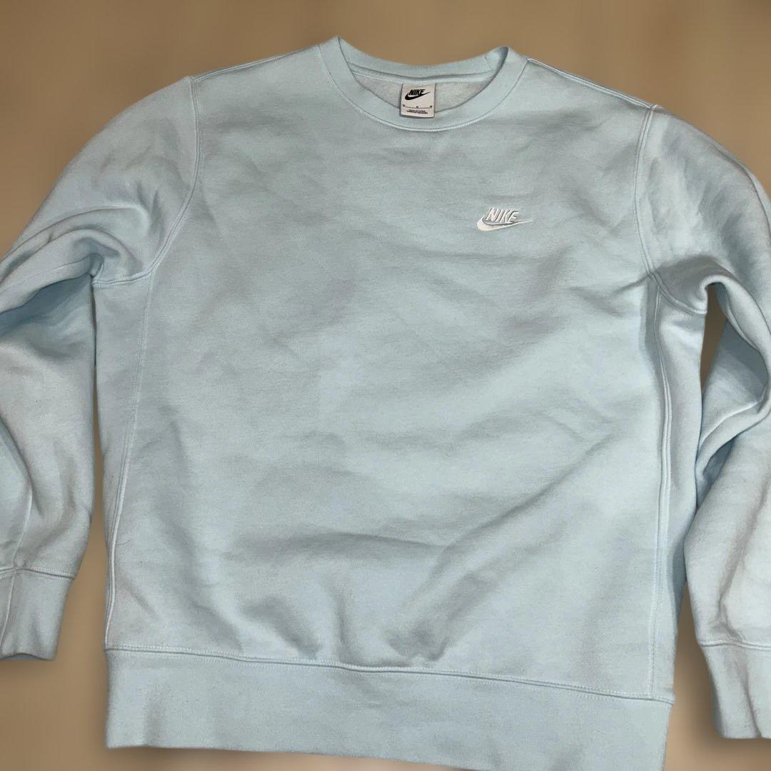 ✨大人気✨　NIKE水色トレーナー　専用外れました！お急ぎでお買い求めください！