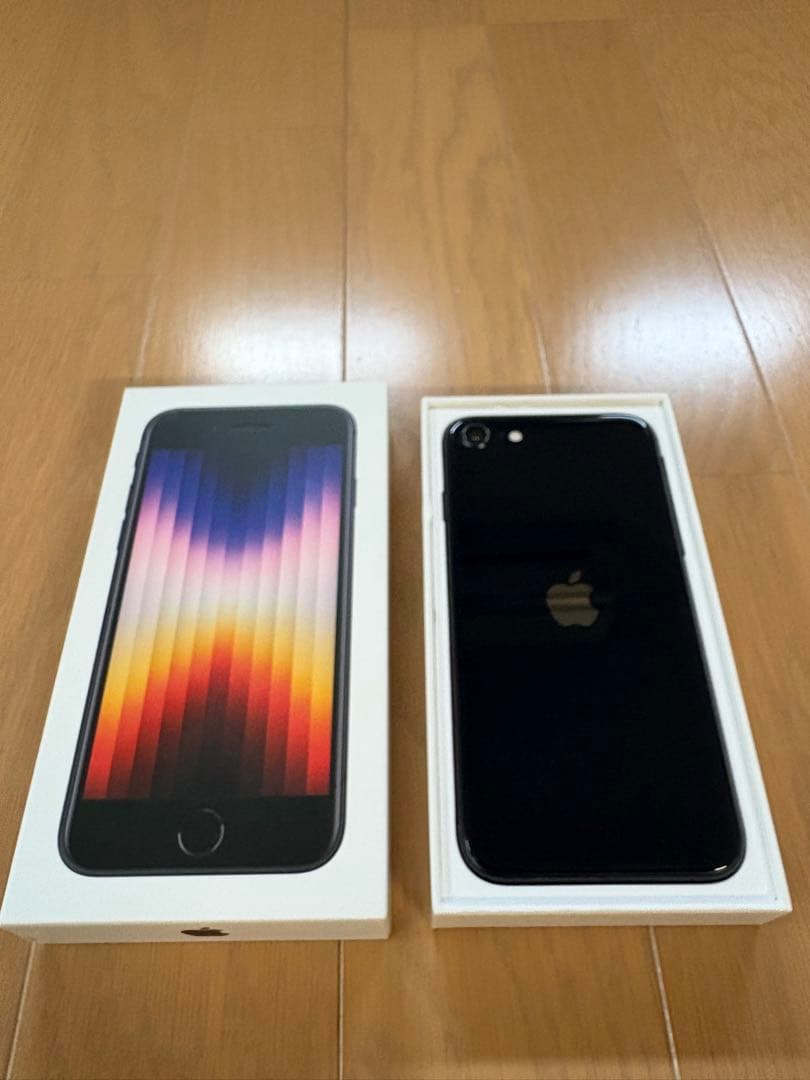 iPhone SE (第3世代)ミッドナイト64GB SIMロックなし