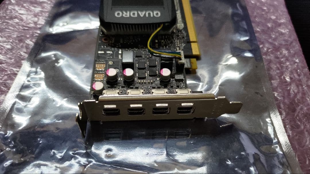 NVIDIA quadro p1000　グラボ