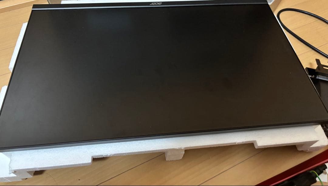 Acer Nitro VGO 23.8インチ ゲーミングモニター 本体