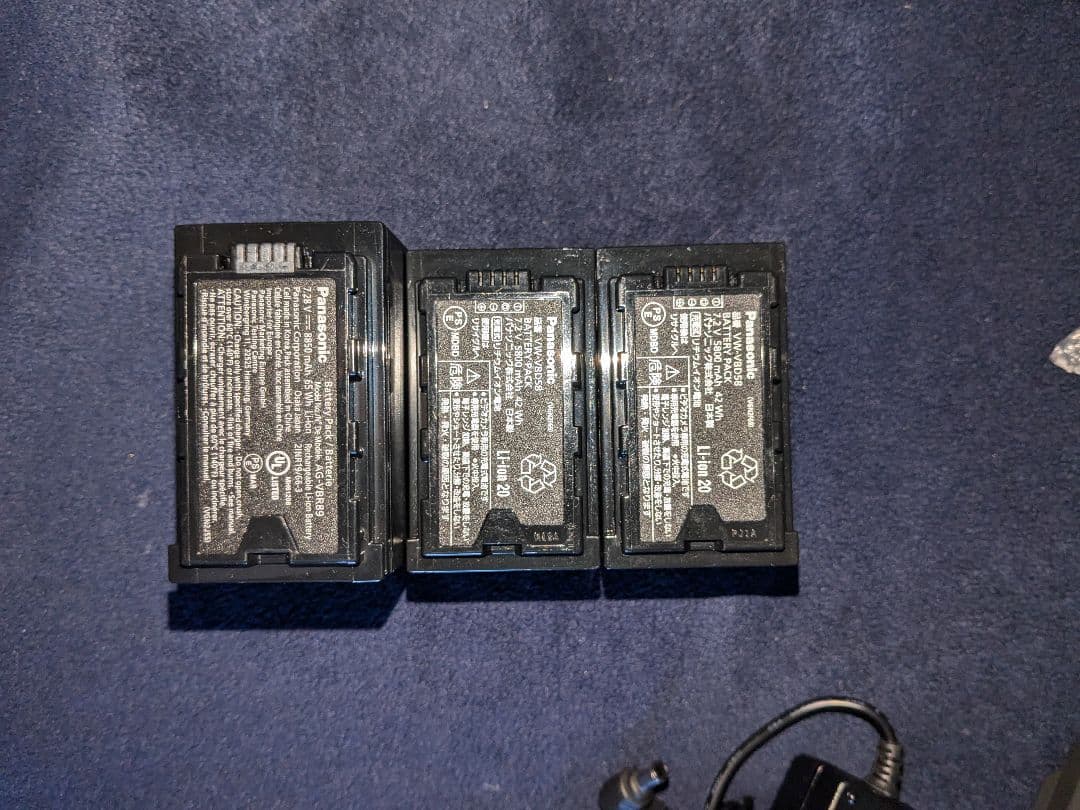 Panasonic AG-DVX200 LEICA 4Kビデオカメラ 本体