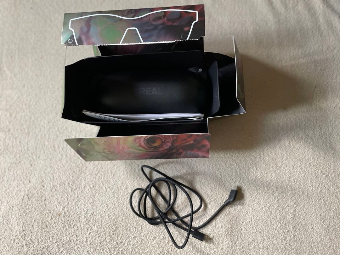 (超美品)サングラス型デバイス XREAL Air2 Pro X1003ケース付