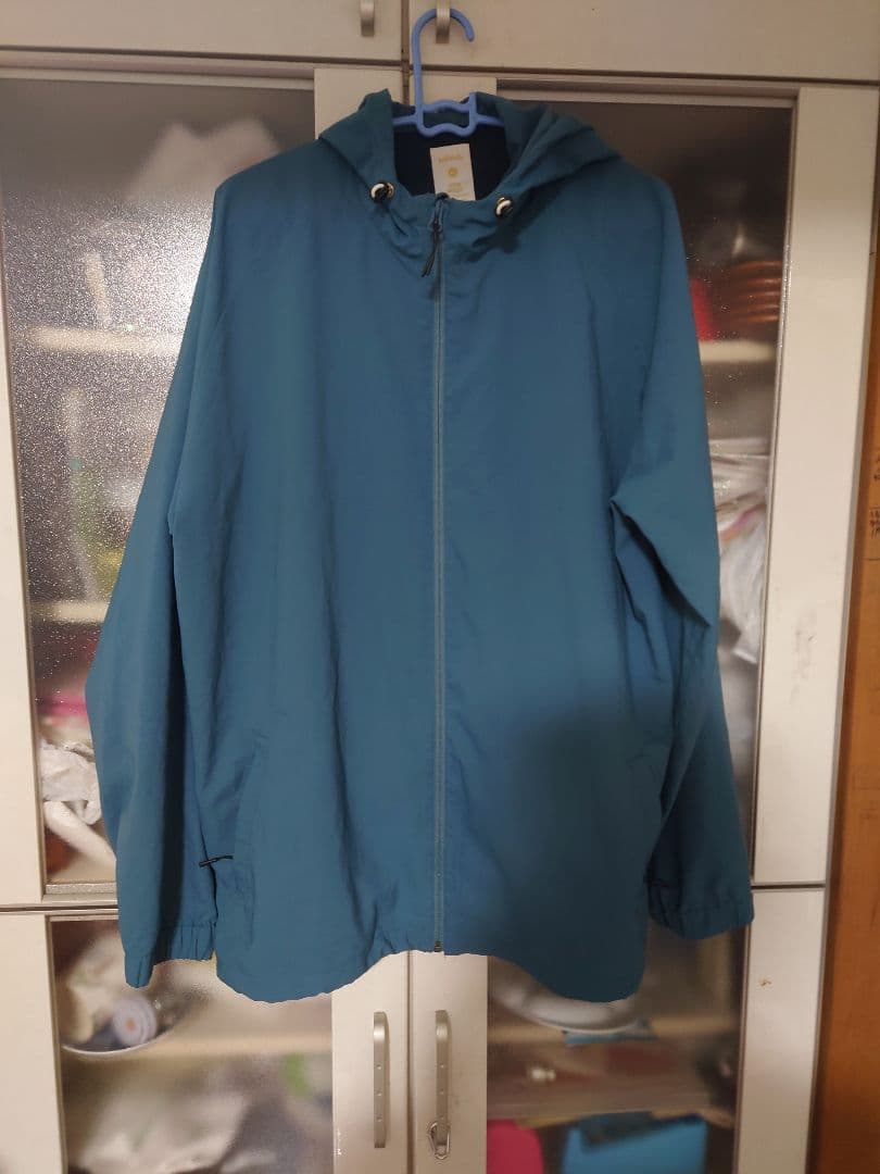 BALLAHOLIC フード付きジャケット 青