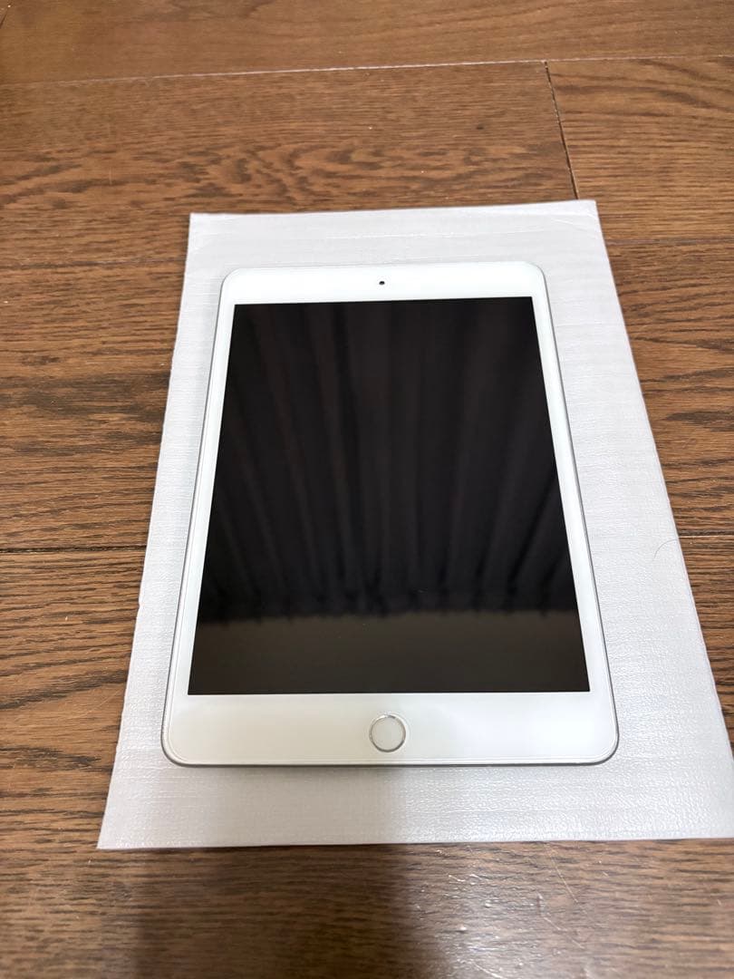 iPad mini5 64GB シルバー