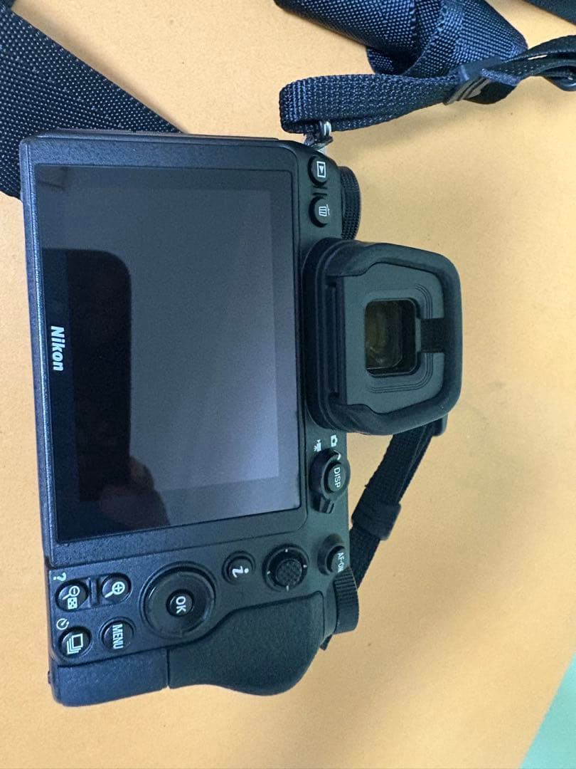 Nikon Z 6 ミラーレス一眼カメラ-ニコン +ニンジャストラップ付き