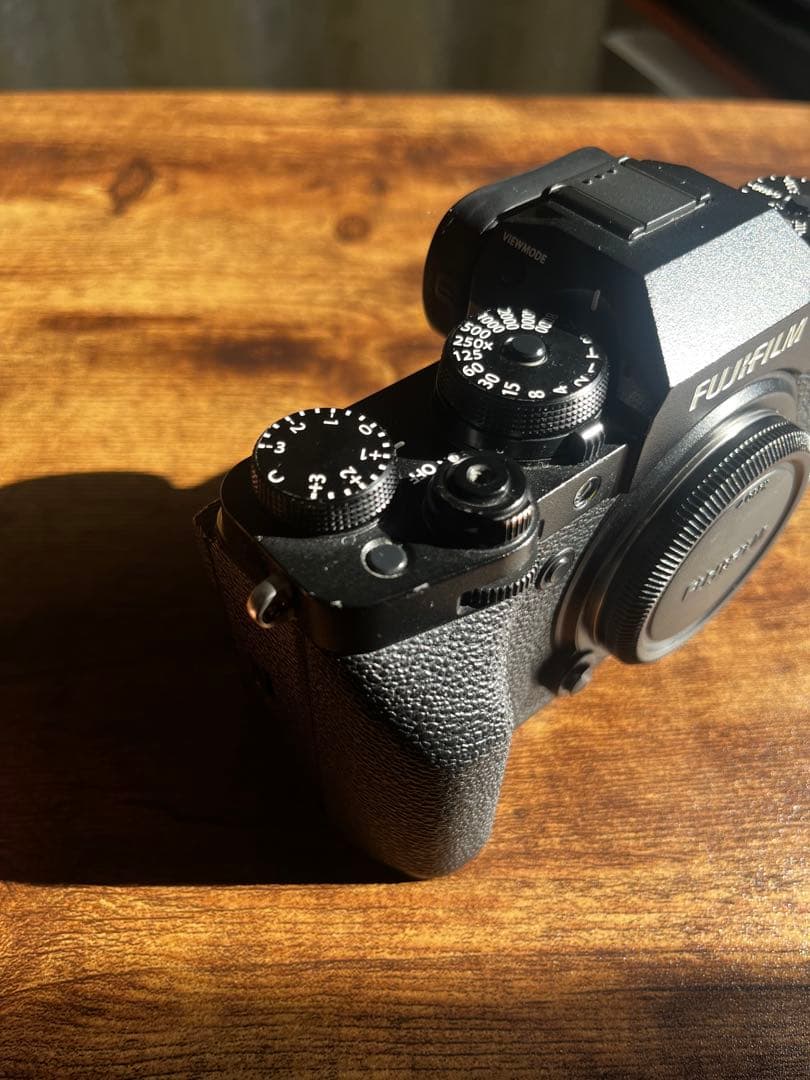 FUJIFILM X-T4 本体(ブラック)＋予備バッテリー付き　値段交渉可