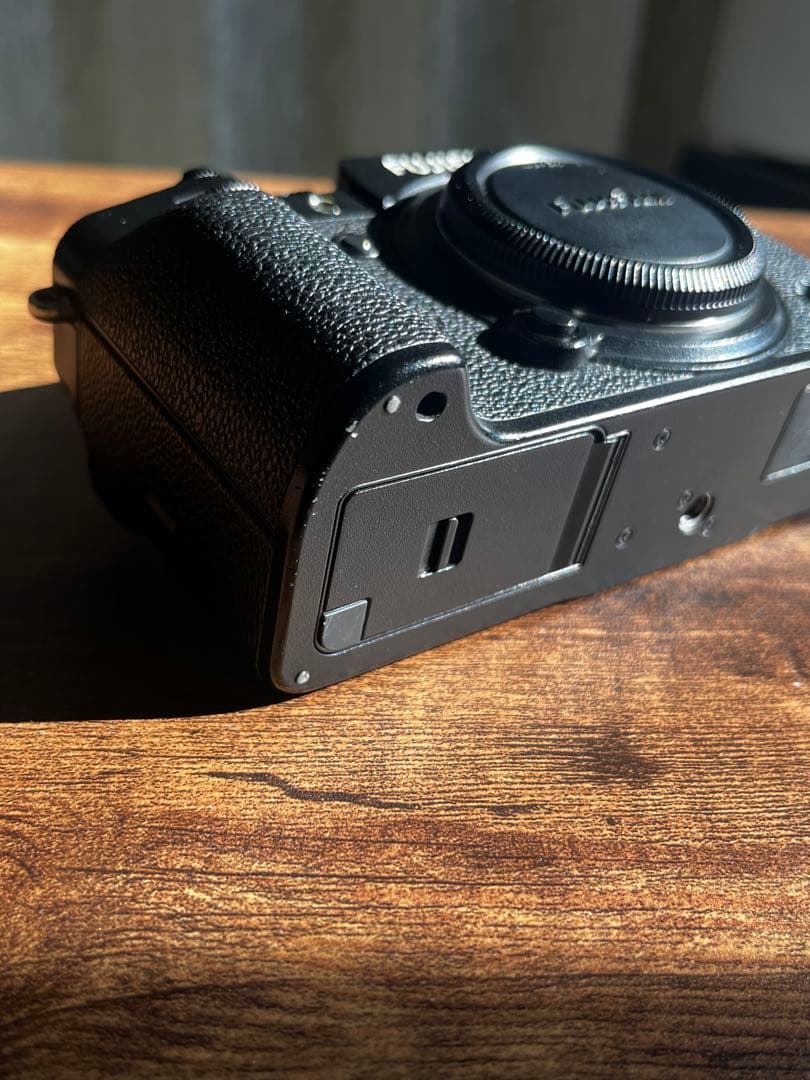 FUJIFILM X-T4 本体(ブラック)＋予備バッテリー付き　値段交渉可