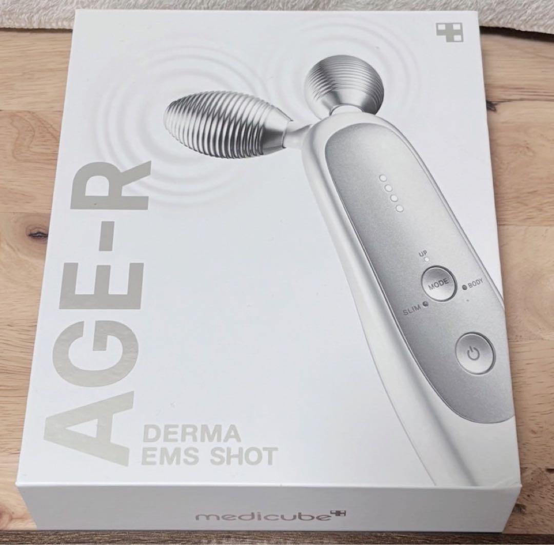 AGE-R DERMA EMS SHOT 美顔器