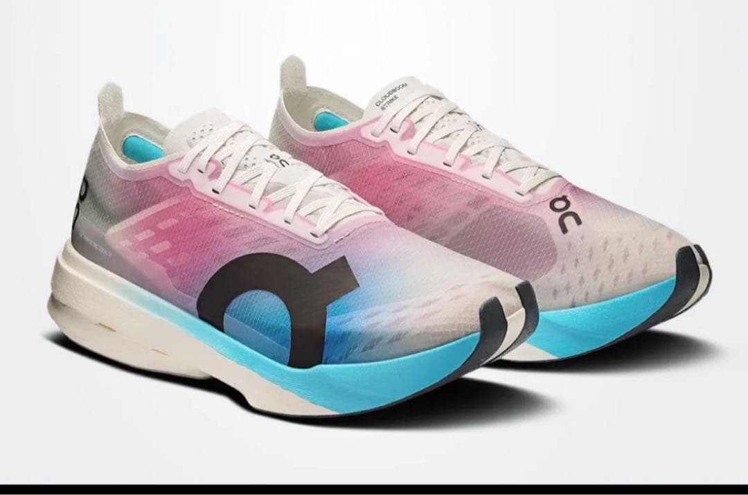 【新品未使用】クラウドブーム　ストライク25.0cm メンズ