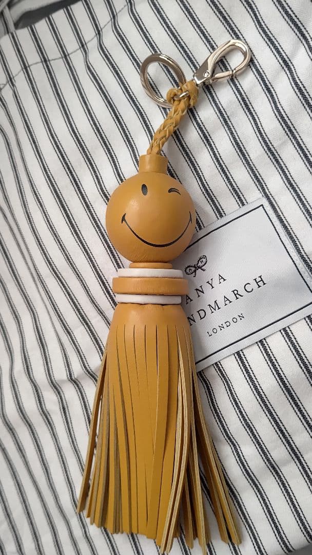 アニヤハインドマーチ　スマイルタッセルチャーム