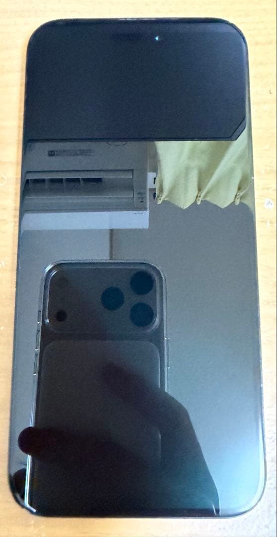 k*o様 iPhone15Plus やや傷あり
