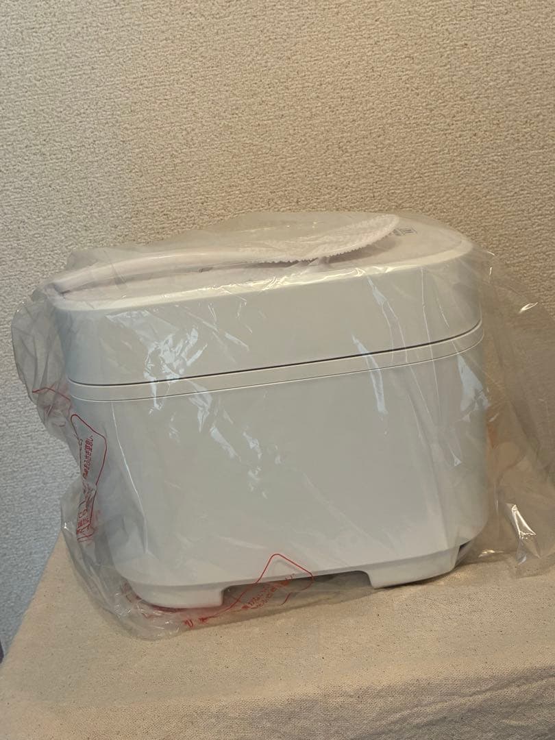 【新品・未使用⠀】ニトリ　マイコン炊飯ジャー 3合 (EP2S01WH)