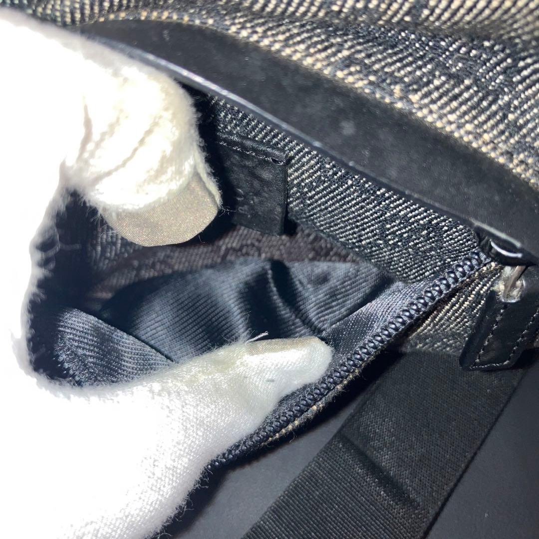 専用　良品　グッチ ボディバッグ GG キャンバス レザー ウエストポーチ