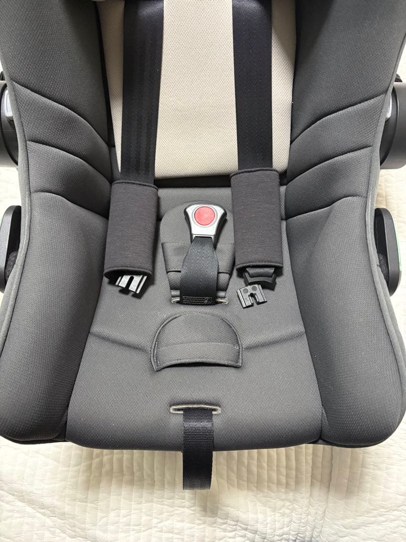 アップリカ　 エアキャリーAB　新生児　ベビーシート　トラベルシステム　R129