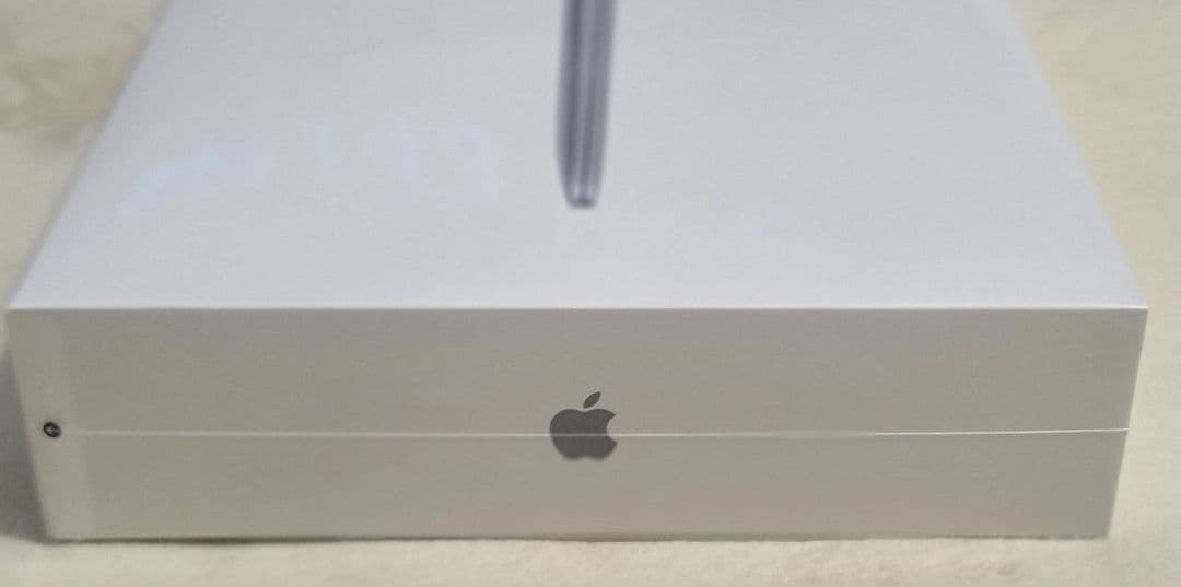 Apple MacBook Air 13.3インチ256GB