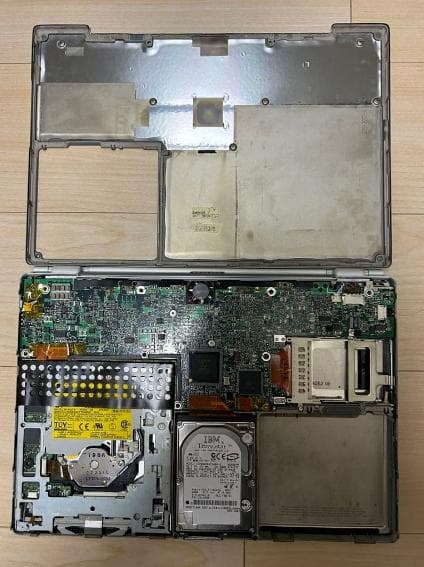 MacBook本体 PowerBook G4 550MHz 512Mb