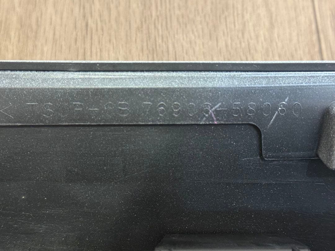 アルファード30系 純正 左リアドアプロテクター 76906-58060