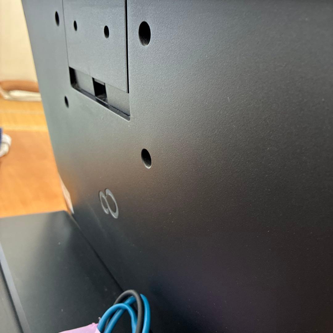 FUJITSU FMVF90B2B 一体型デスクトップPC 2019年製