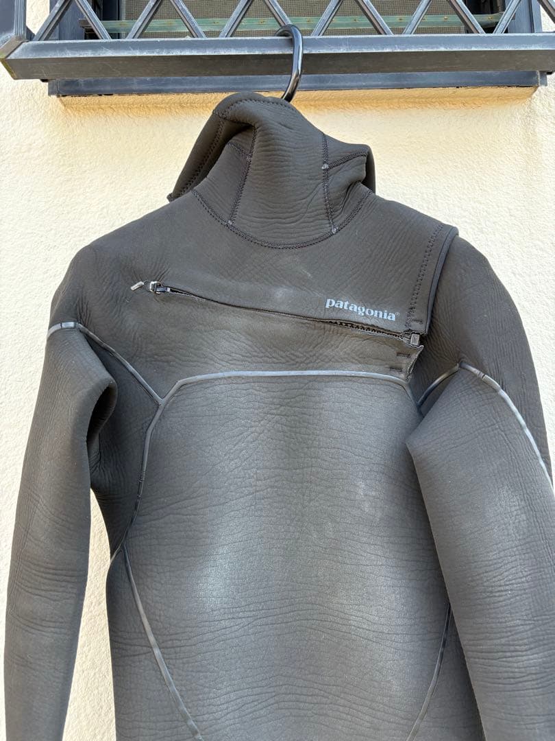 Y*i様 patagonia パタゴニア R4 フード付 ウェットスーツ　M