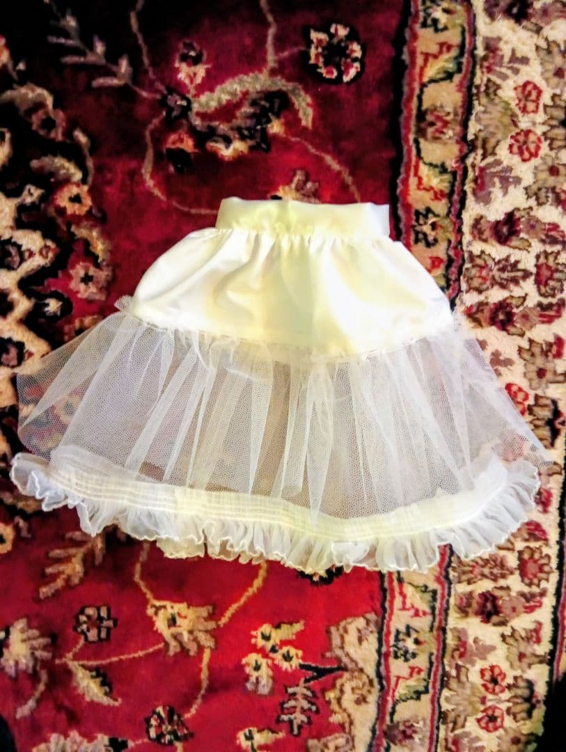 チューイ　❤️ジャケット＆スカート、ボネのセットアップ