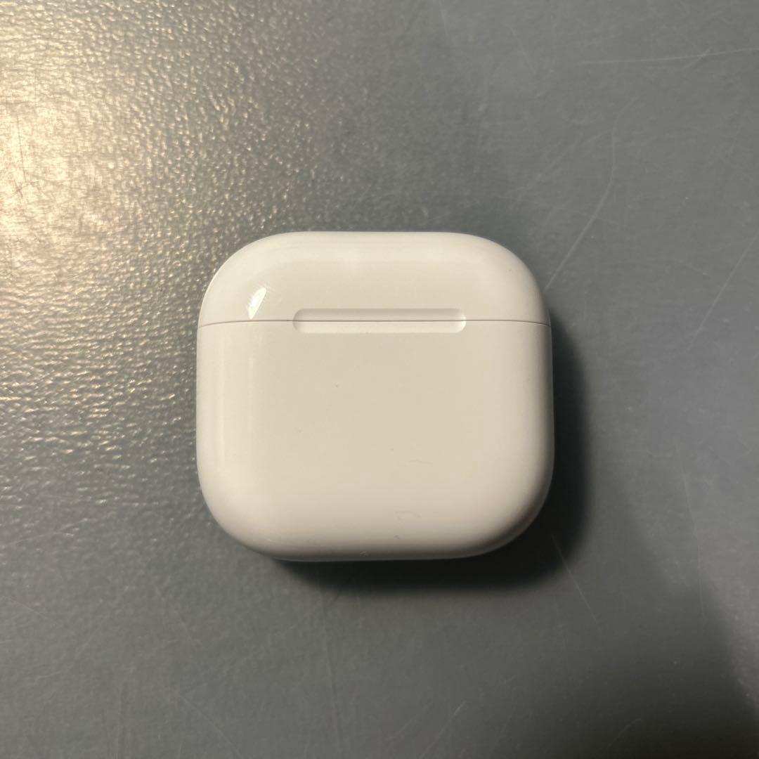 AirPods4 アクティブノイズキャンセリングなし