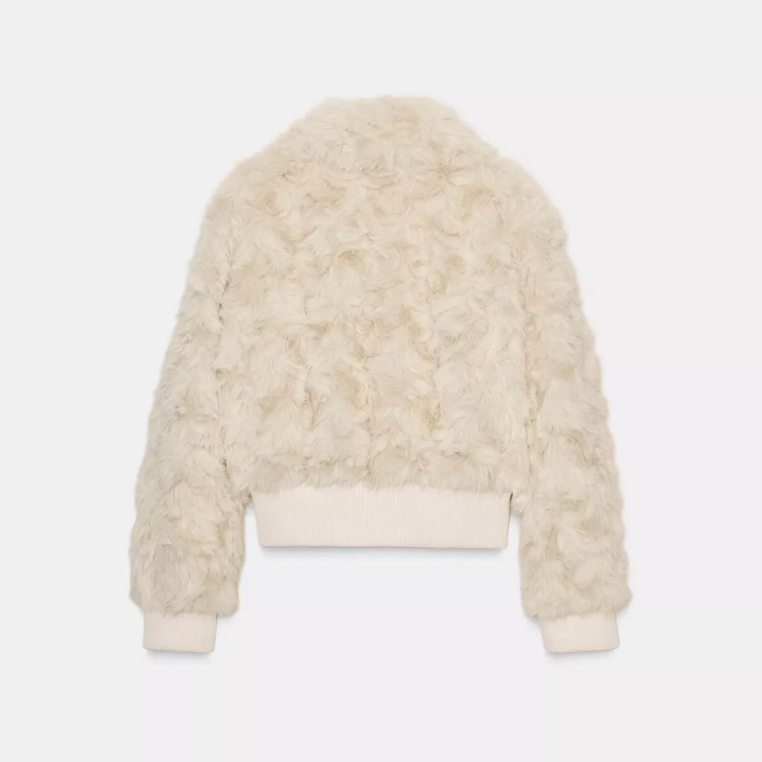 フェイクファーボンバージャケット