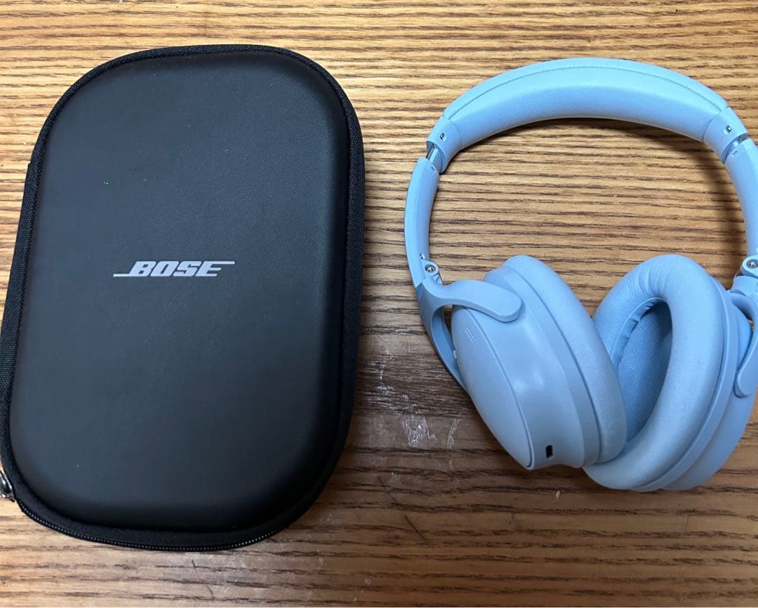 期間限定販売美品　Bose QuietComfort Headphones LE