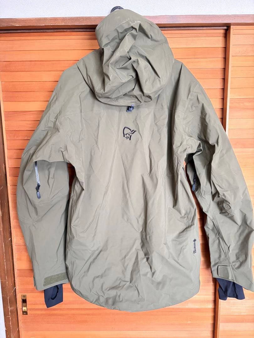 ノローナ Norrona lofoten Gore-Pro（L）（新品・未使用）