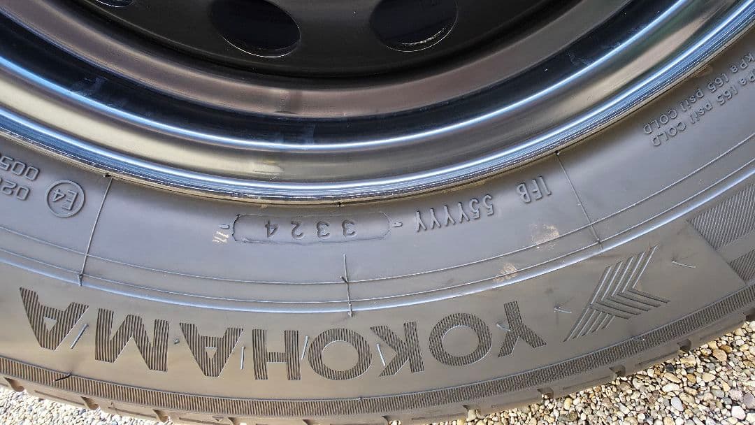 送料込ほぼ新車外しヨコハマ ブルーアース195/80R15 107/105Q