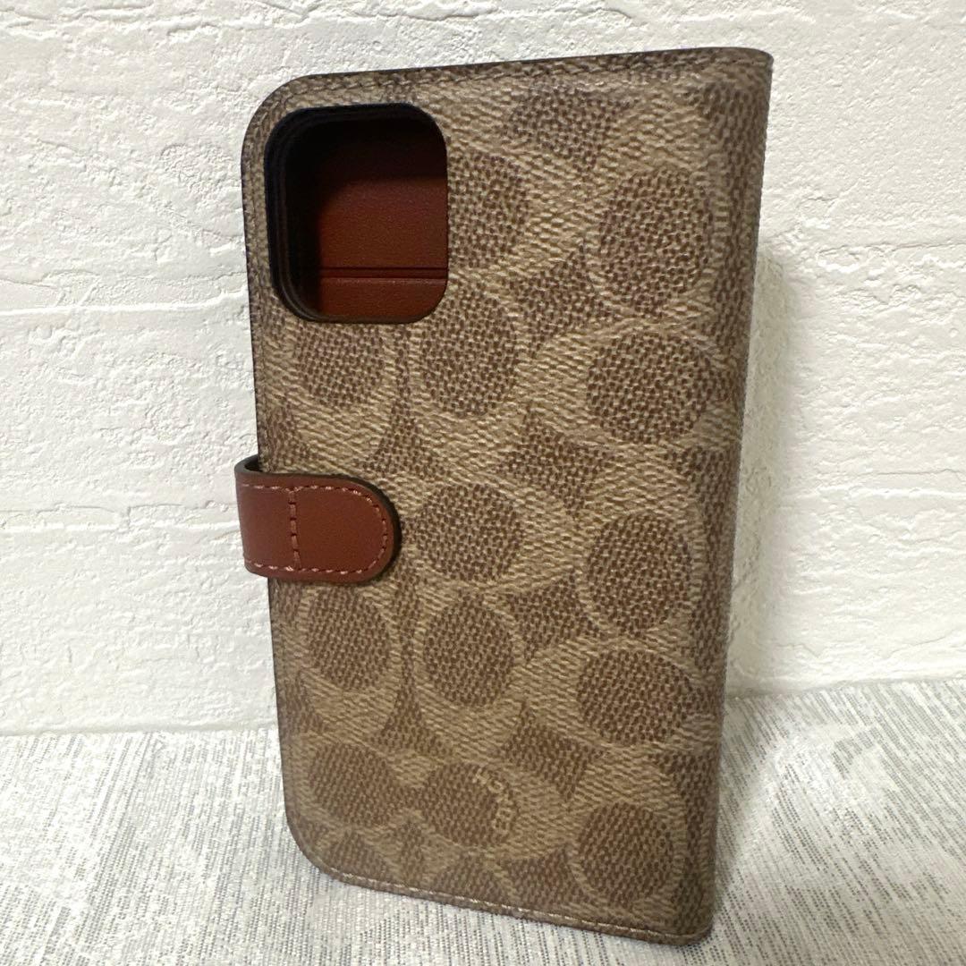 極美品 COACH 手帳型 iPhone13 スマホケース 茶 シグネチャー