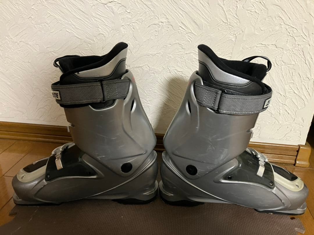 DOLOMITE　ドロミテ スキーブーツ 28cm　足幅広め WALKモード付