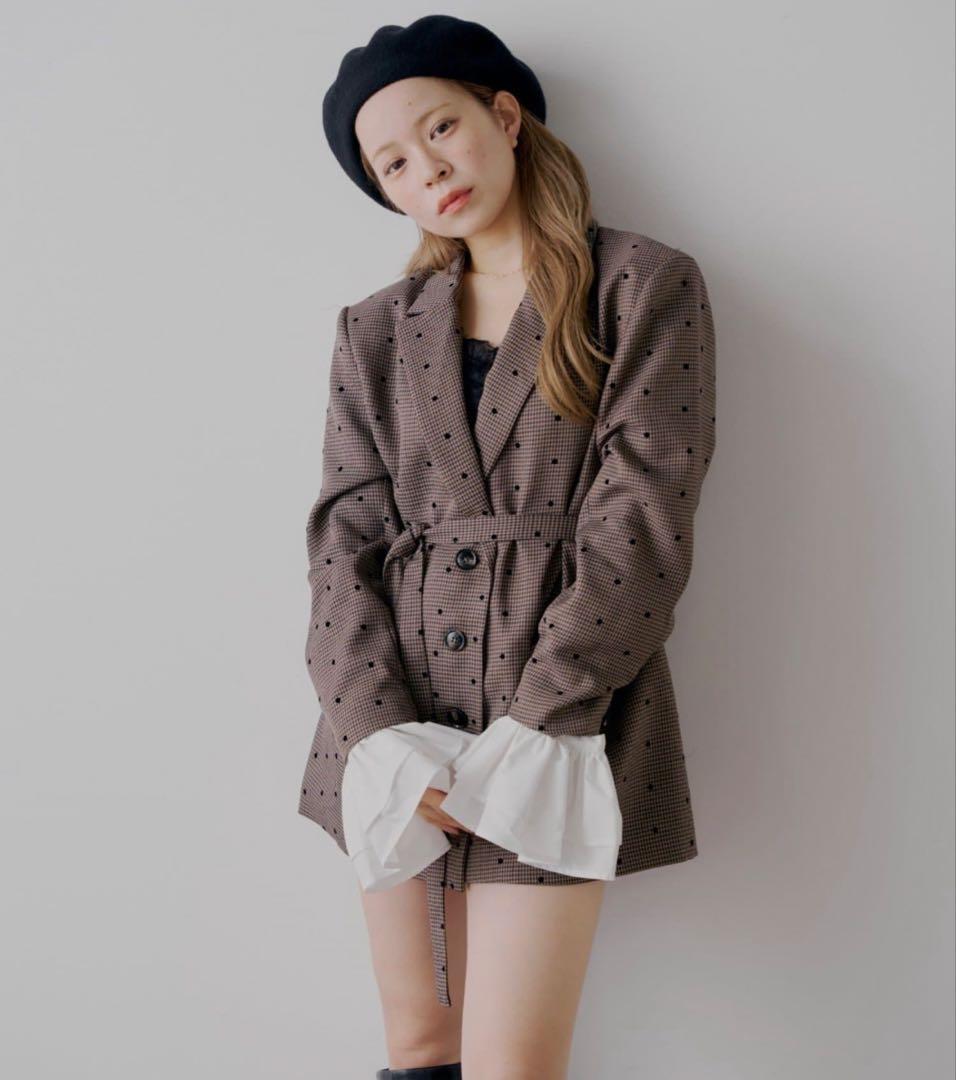 chico 【yuzuコラボ企画】袖フリルオーバージャケット