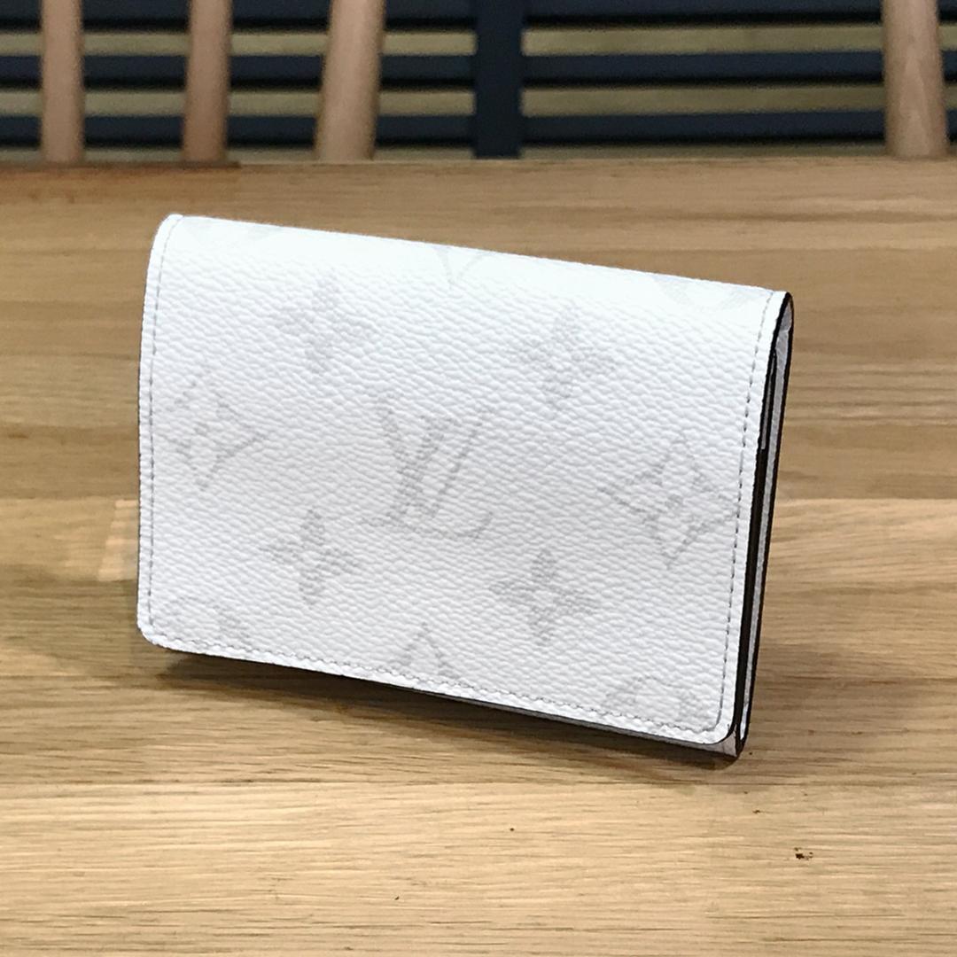 新品未使用 ルイヴィトン タイガラマ アンヴェロップカルトドゥディジット 白