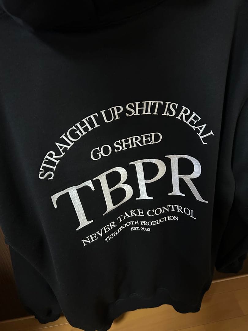 tightbooth パーカー