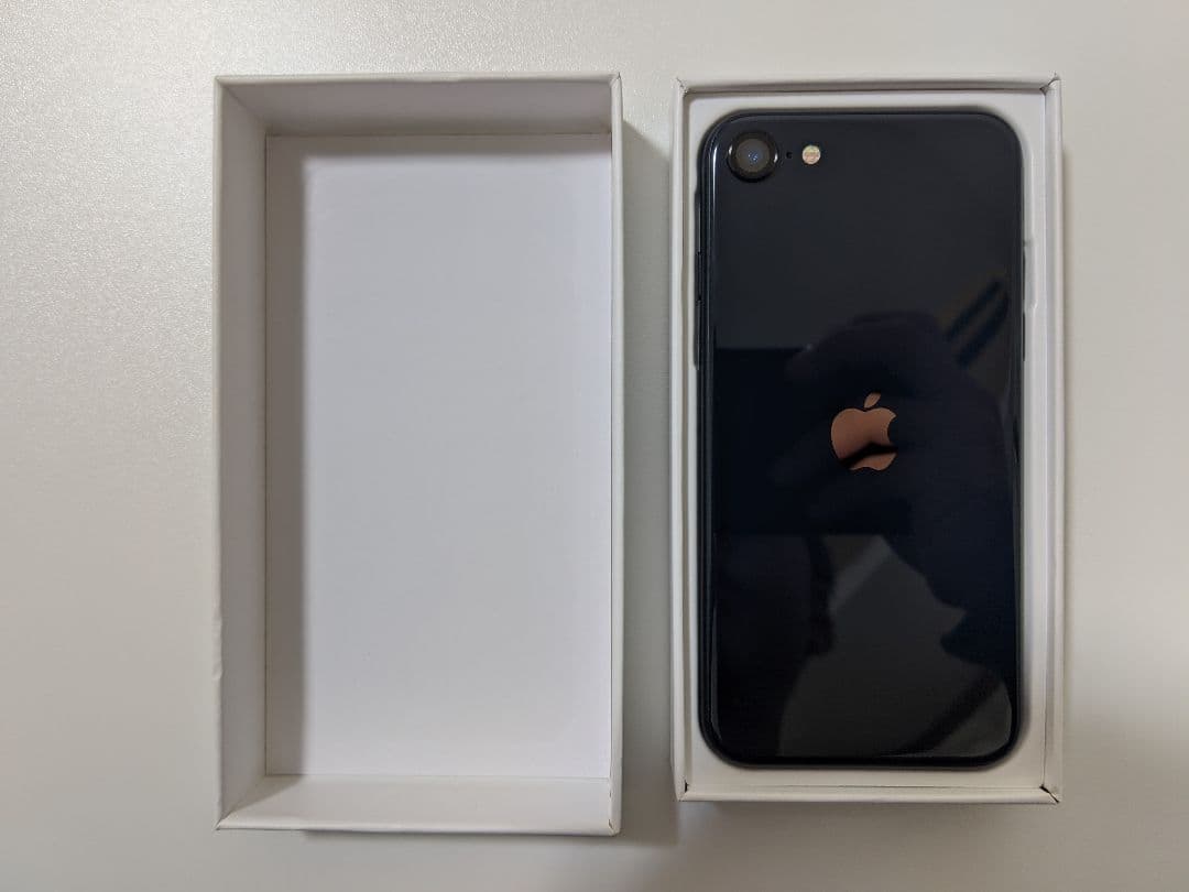 【海外版】iPhone SE3 (最大容量100％) 64GB ミッドナイト