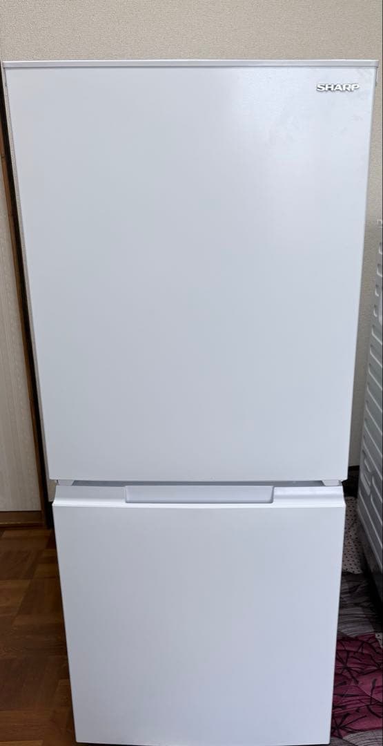 お値下げしました！2023年製SHARP ノンフロン冷蔵庫　SJ-D15J-W