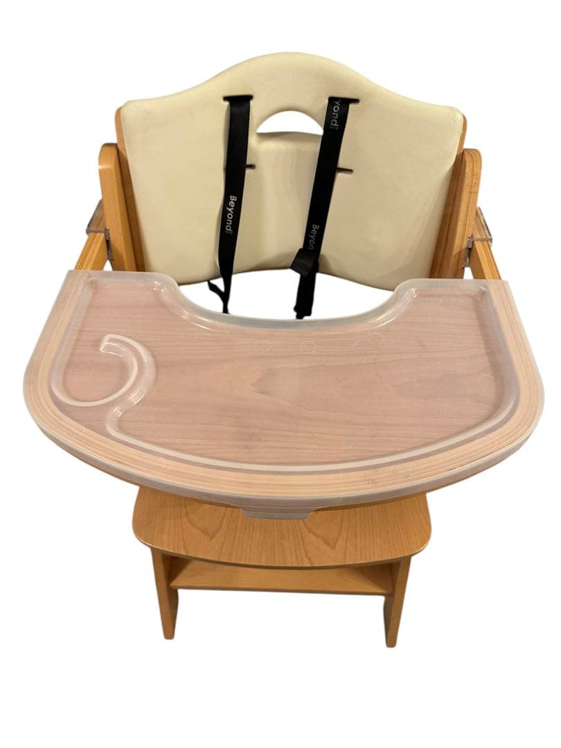 ビヨンドジュニア　Beyond Junior ハイチェアナ チュラルホワイト