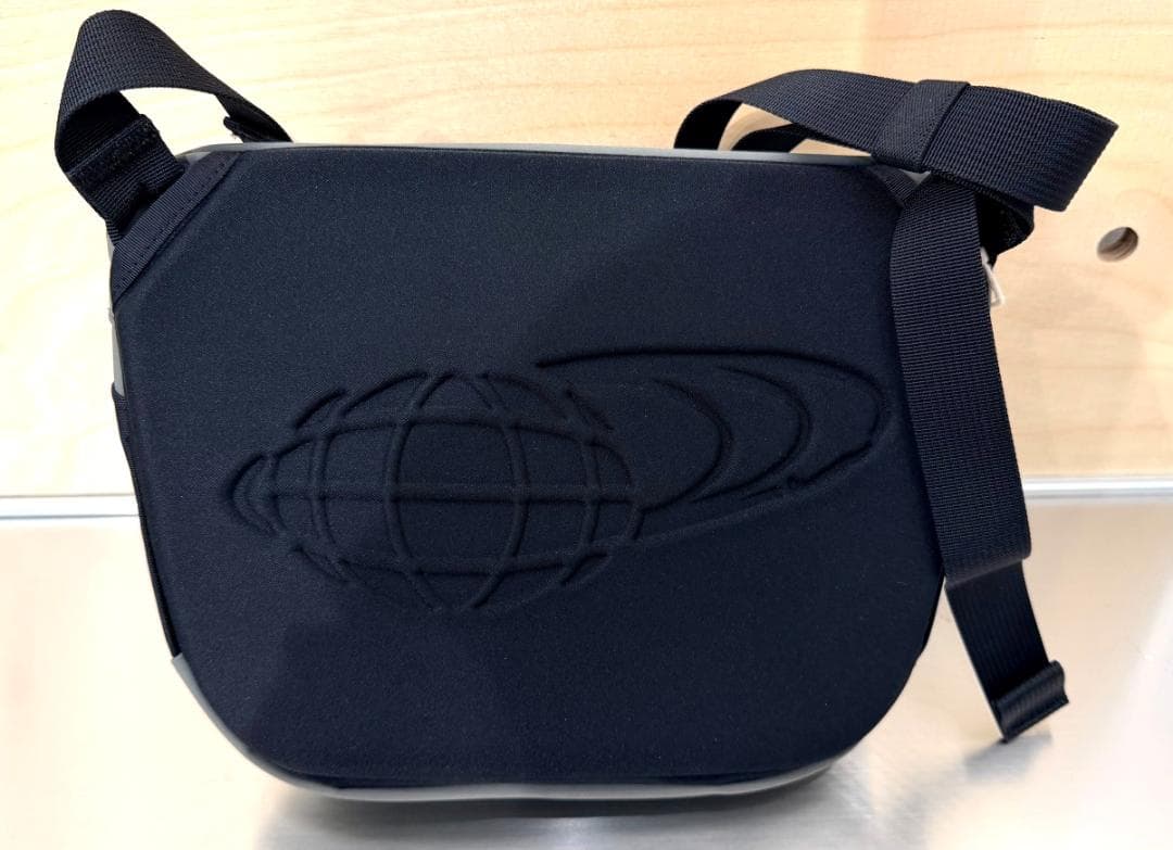 ARC’TERYX × BEAMS 別注 ARROショルダーバッグ